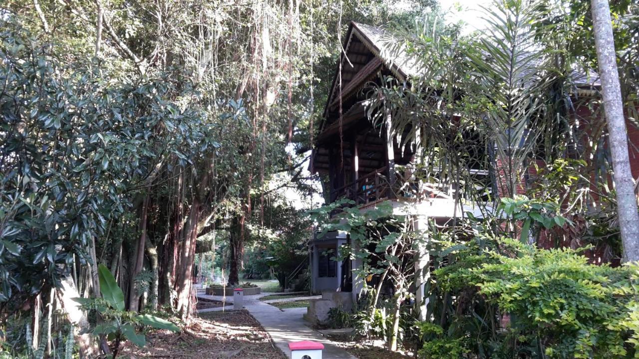 Liberta Homestay Tuk Tuk Exterior photo