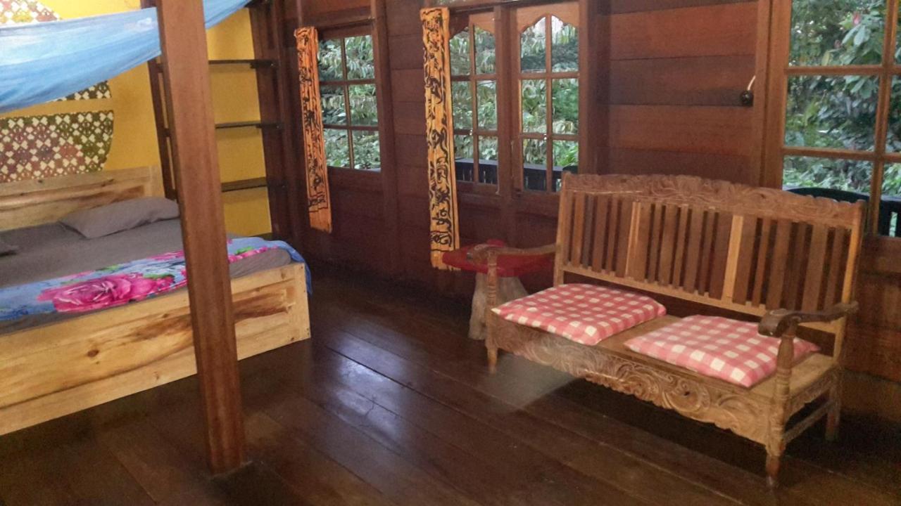 Liberta Homestay Tuk Tuk Exterior photo