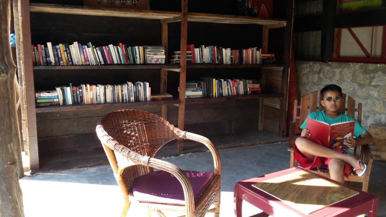 Liberta Homestay Tuk Tuk Exterior photo