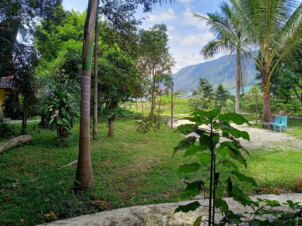 Liberta Homestay Tuk Tuk Exterior photo