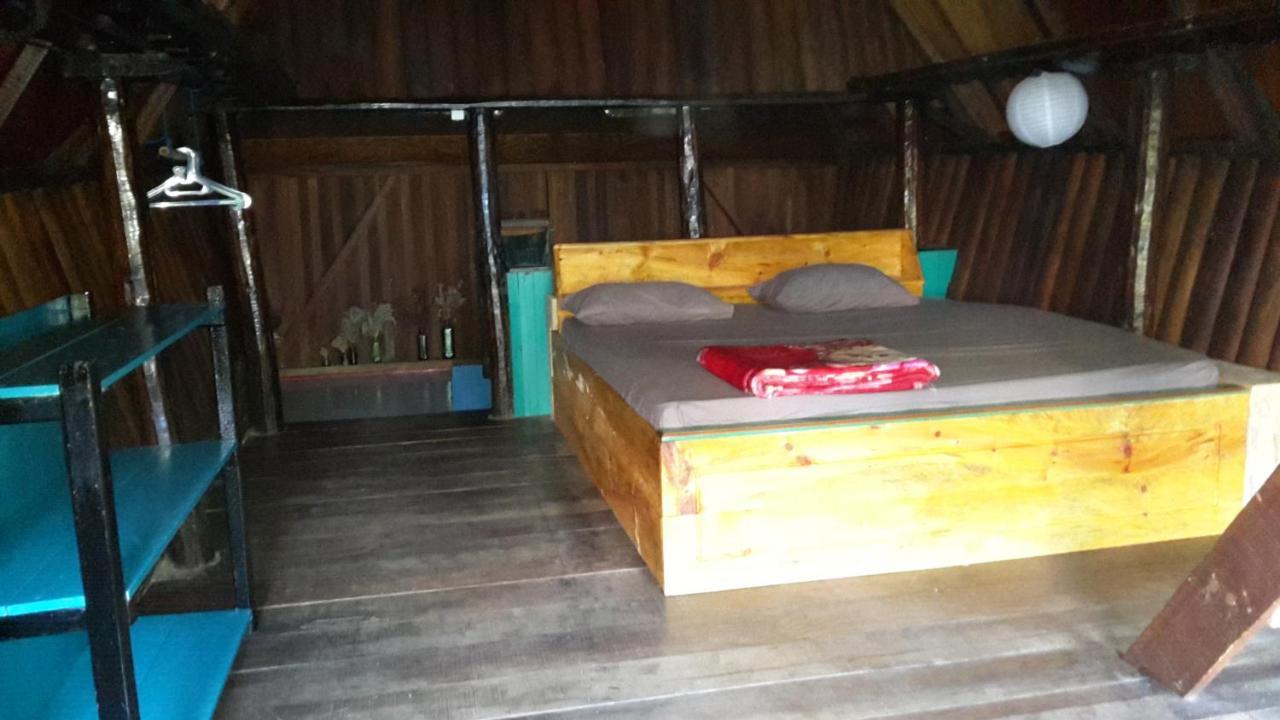 Liberta Homestay Tuk Tuk Exterior photo